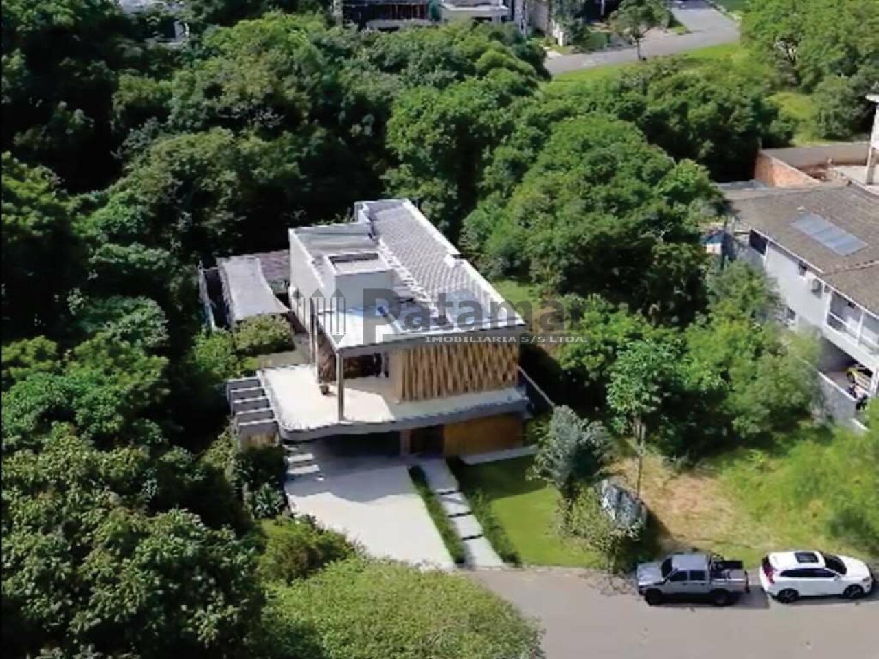 Casa em Condomínio para Venda - Jardim do Golf I