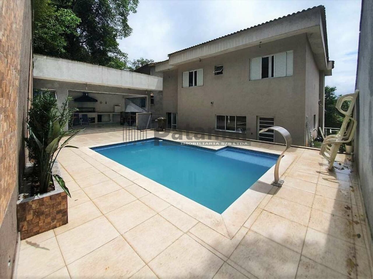 Casa em Condomínio para Venda - Transurb