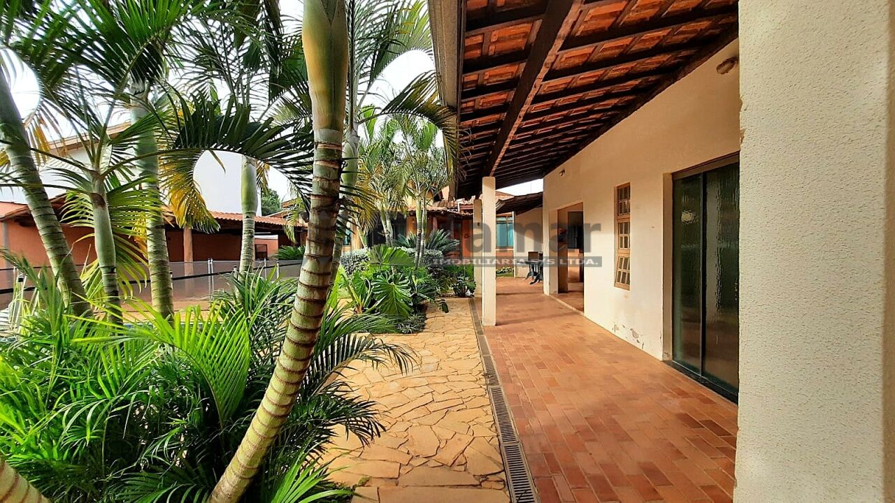 Casa Térrea para Venda - Bairro da Lagoa