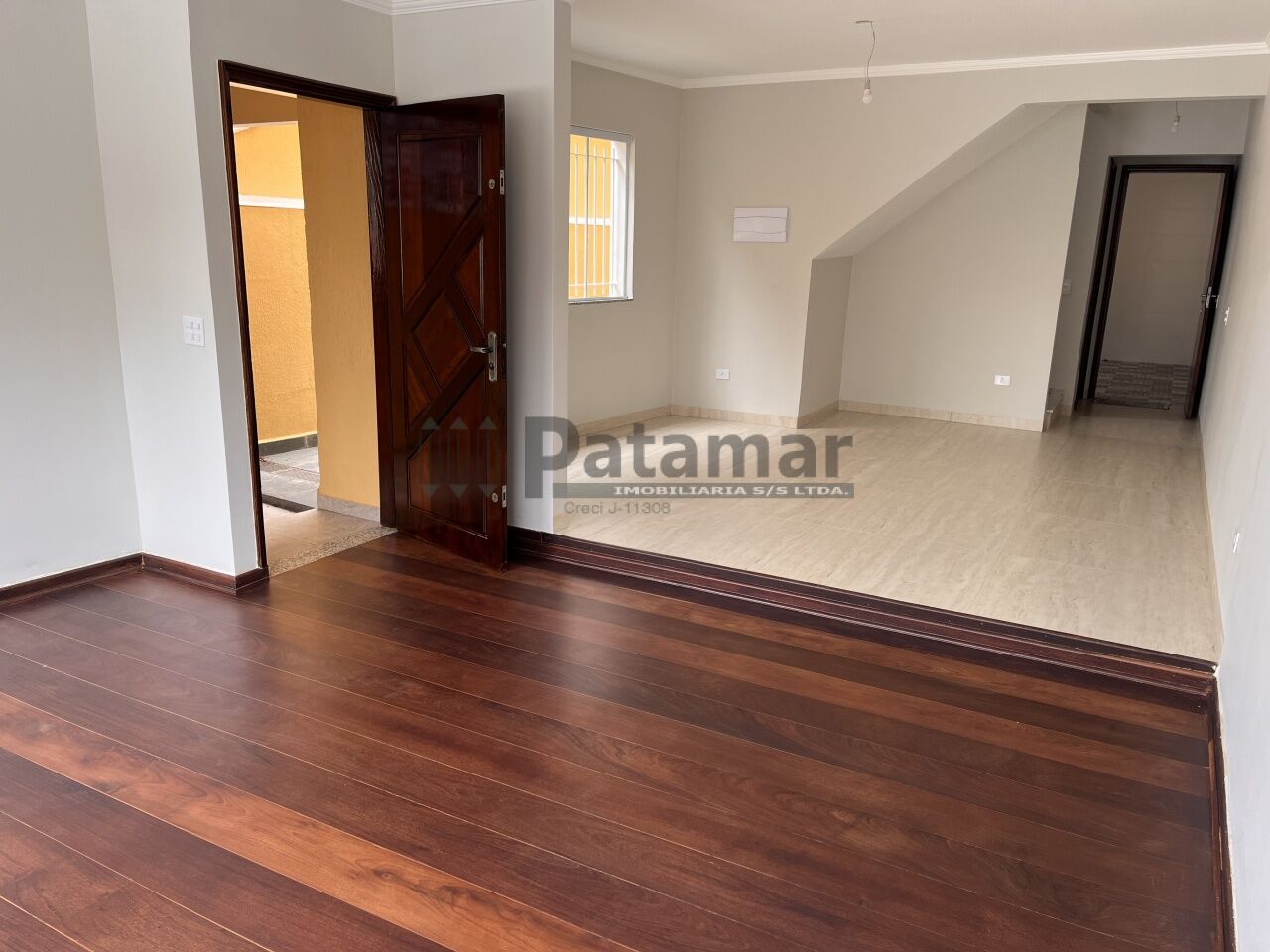 Sobrado para Venda - Jardim Peri Peri
