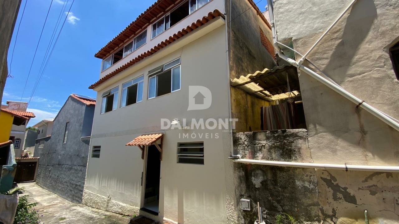 Casa de Vila para Venda - Peró