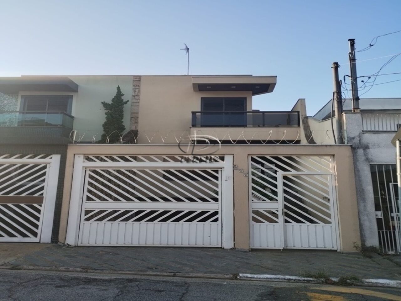 Sobrado para Venda - Jardim Avelino