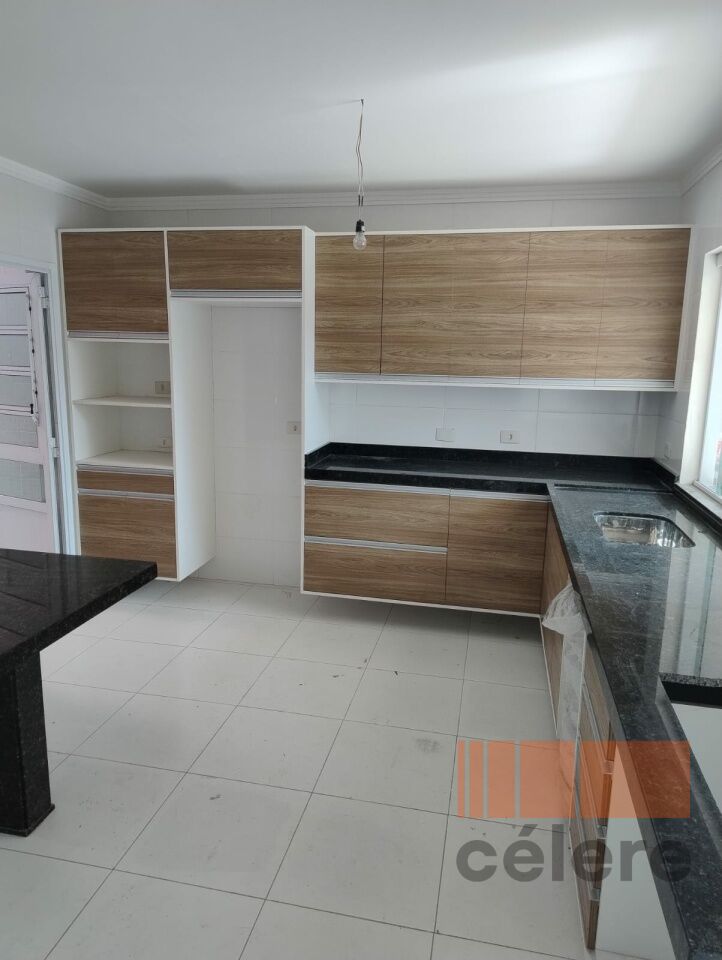 Sobrado para Venda - Vila Bertioga