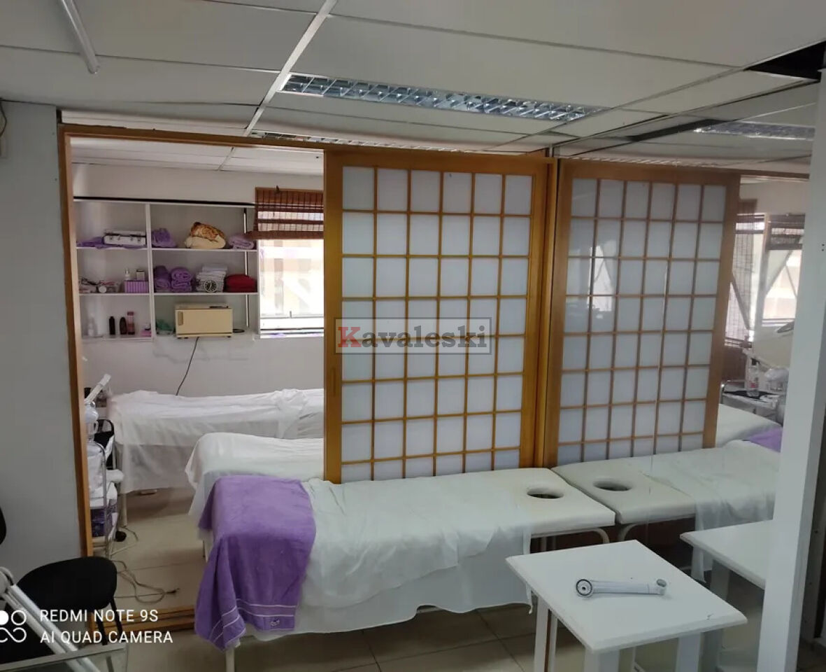 Conj. Comercial para Venda - ACLIMAÇÃO