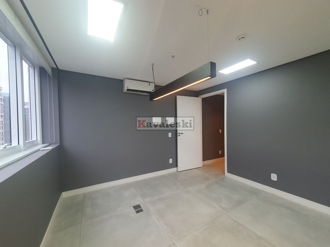 Conj. Comercial para Locação - CIDADE MONÇÕES