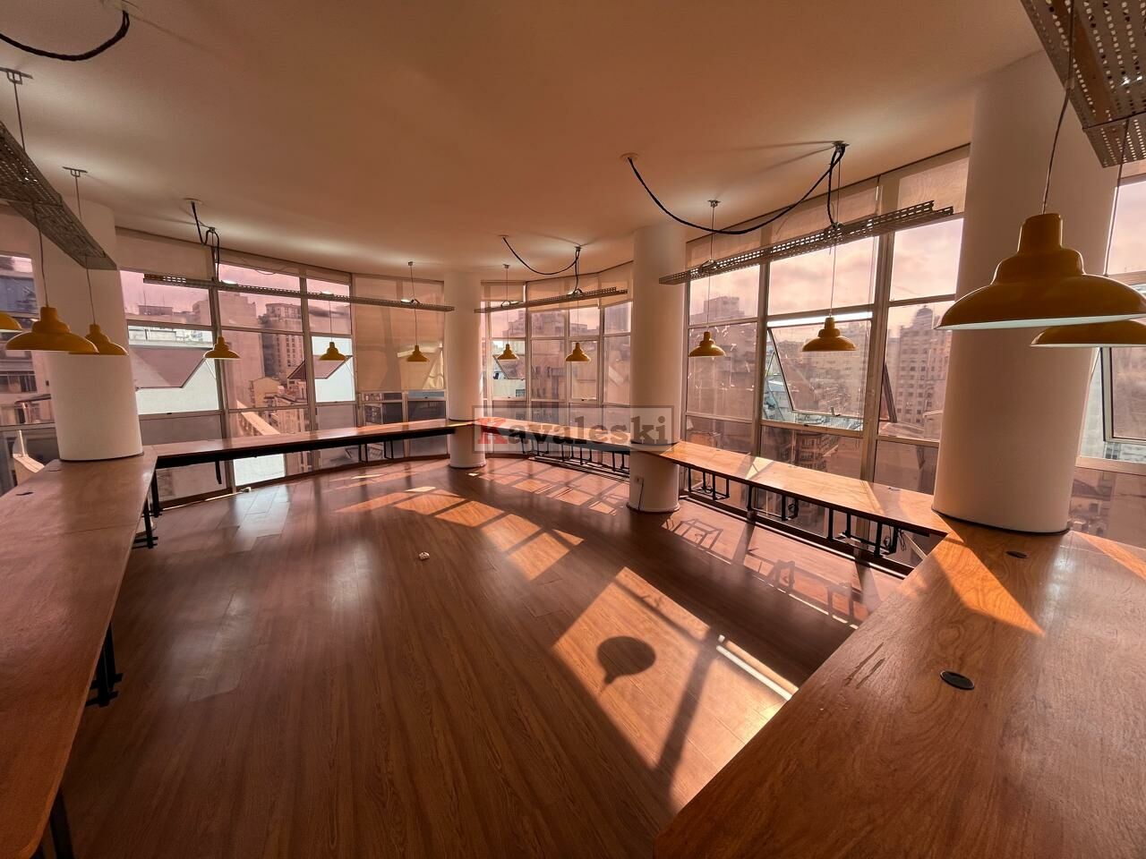 Conj. Comercial para Locação - SÉ