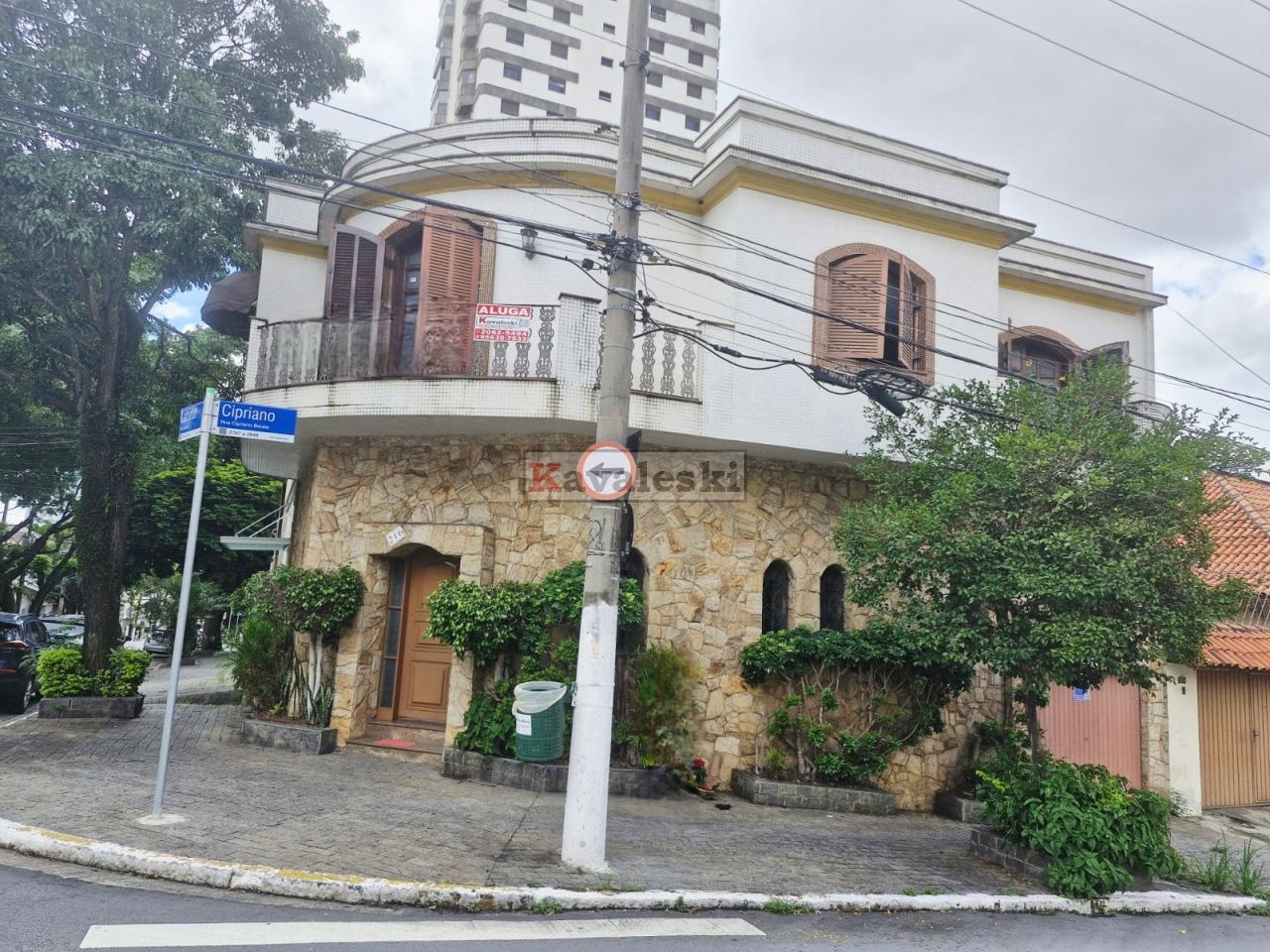 Sobrado para Locação - IPIRANGA