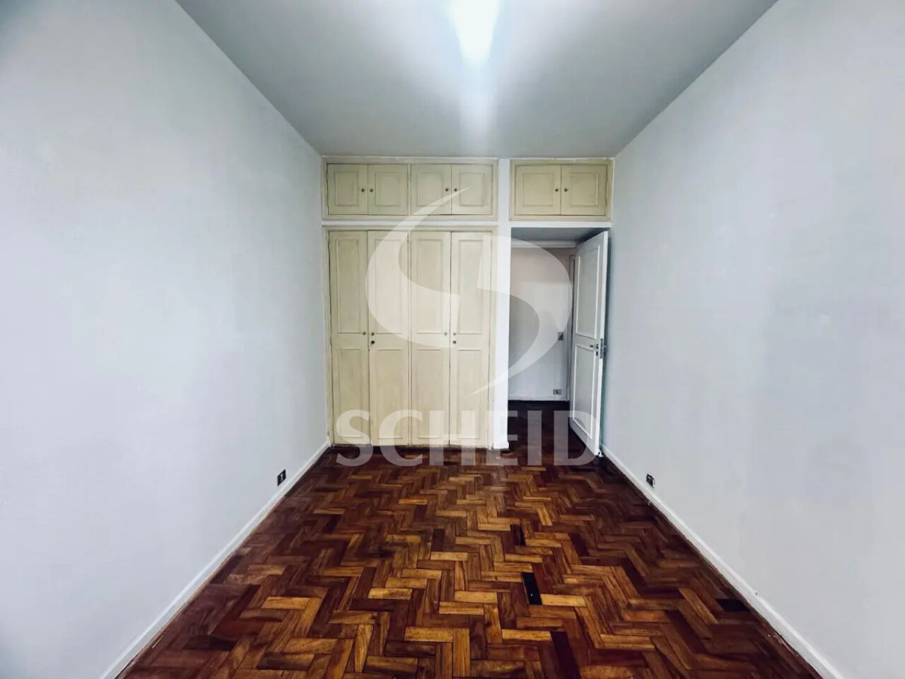 Foto 24