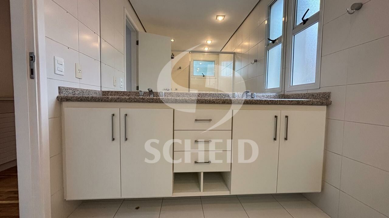 Foto 24
