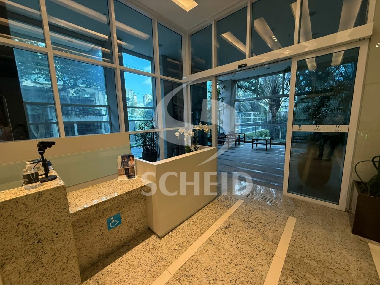 Foto 1