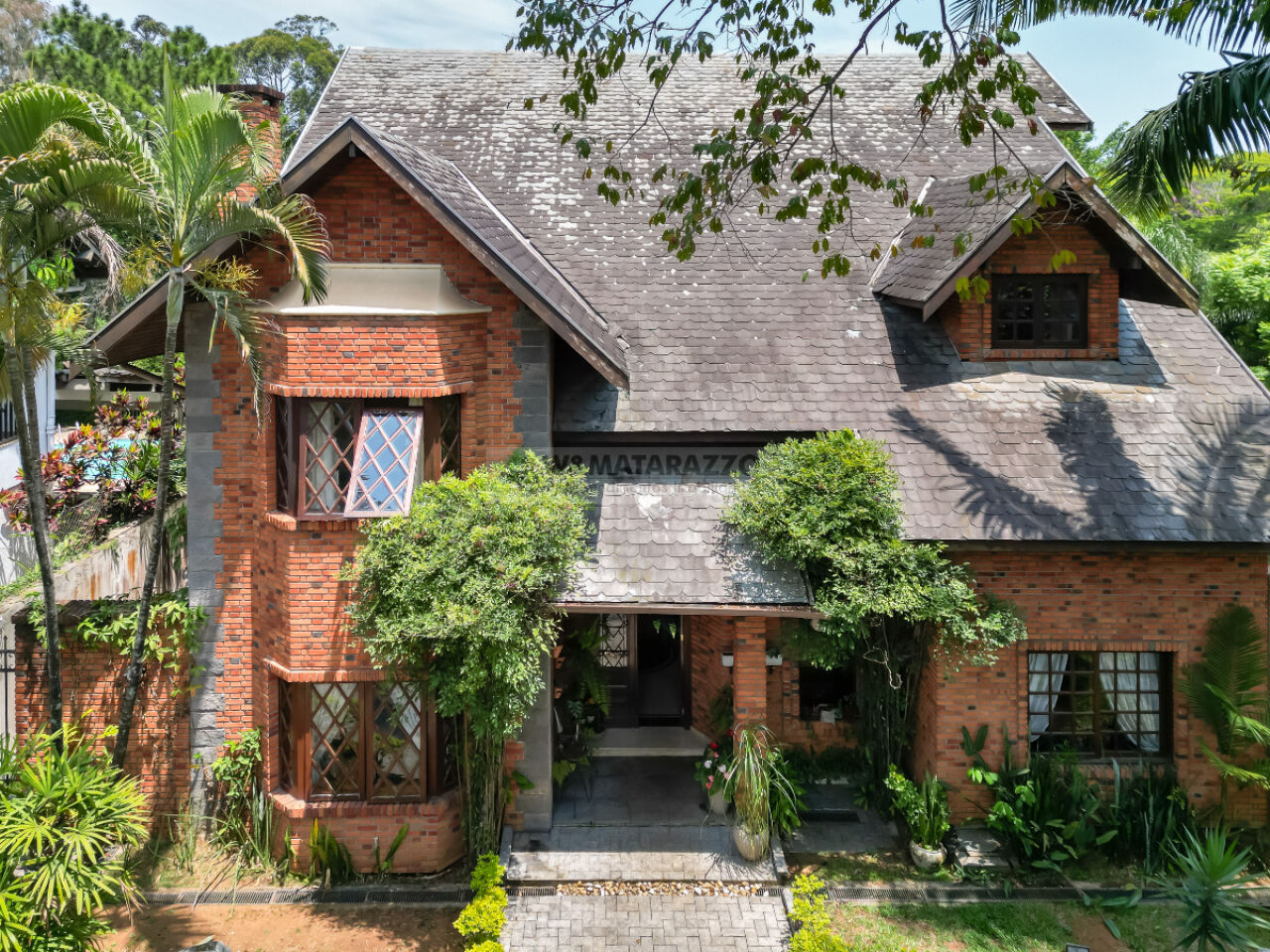 Casa de Vila Jardim dos Estados 4 dormitorios 6 banheiros 10 vagas na garagem