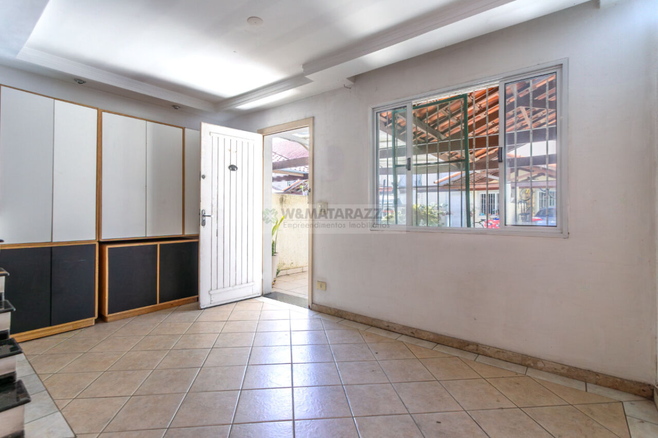 Casa de Condomínio Vila Guarani(Zona Sul) 2 dormitorios 2 banheiros 2 vagas na garagem