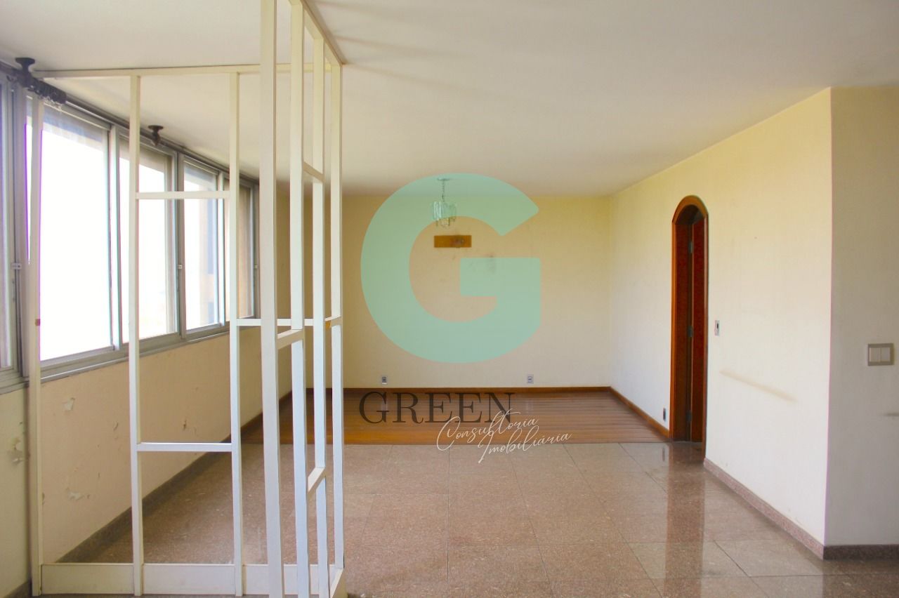 Apartamento para alugar com 2 quartos, 203m² - Foto 1
