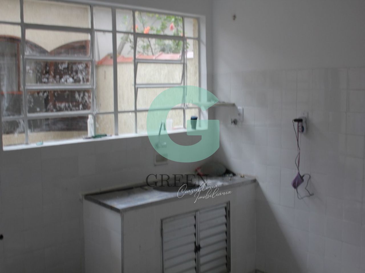 Casa para alugar com 2 quartos, 95m² - Foto 5