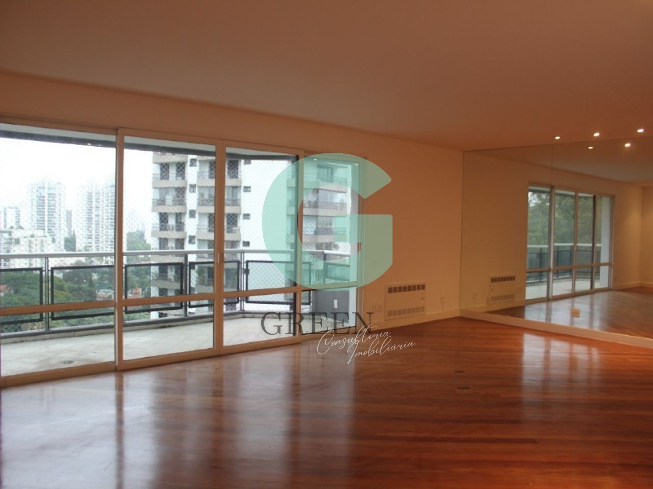 Apartamento, 3 quartos, 338 m² - Foto 1