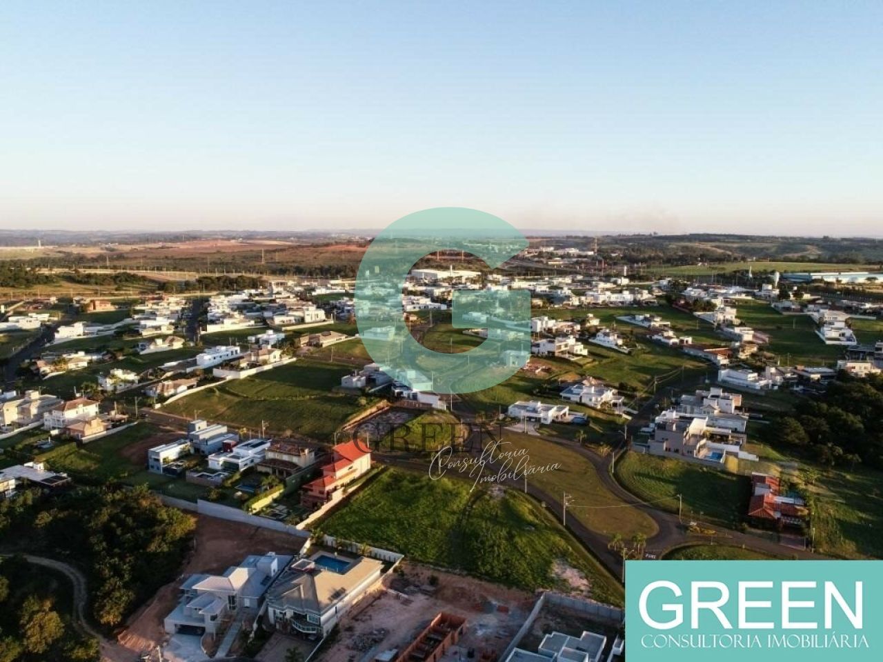 Loteamento e Condomínio, 859 m² - Foto 1