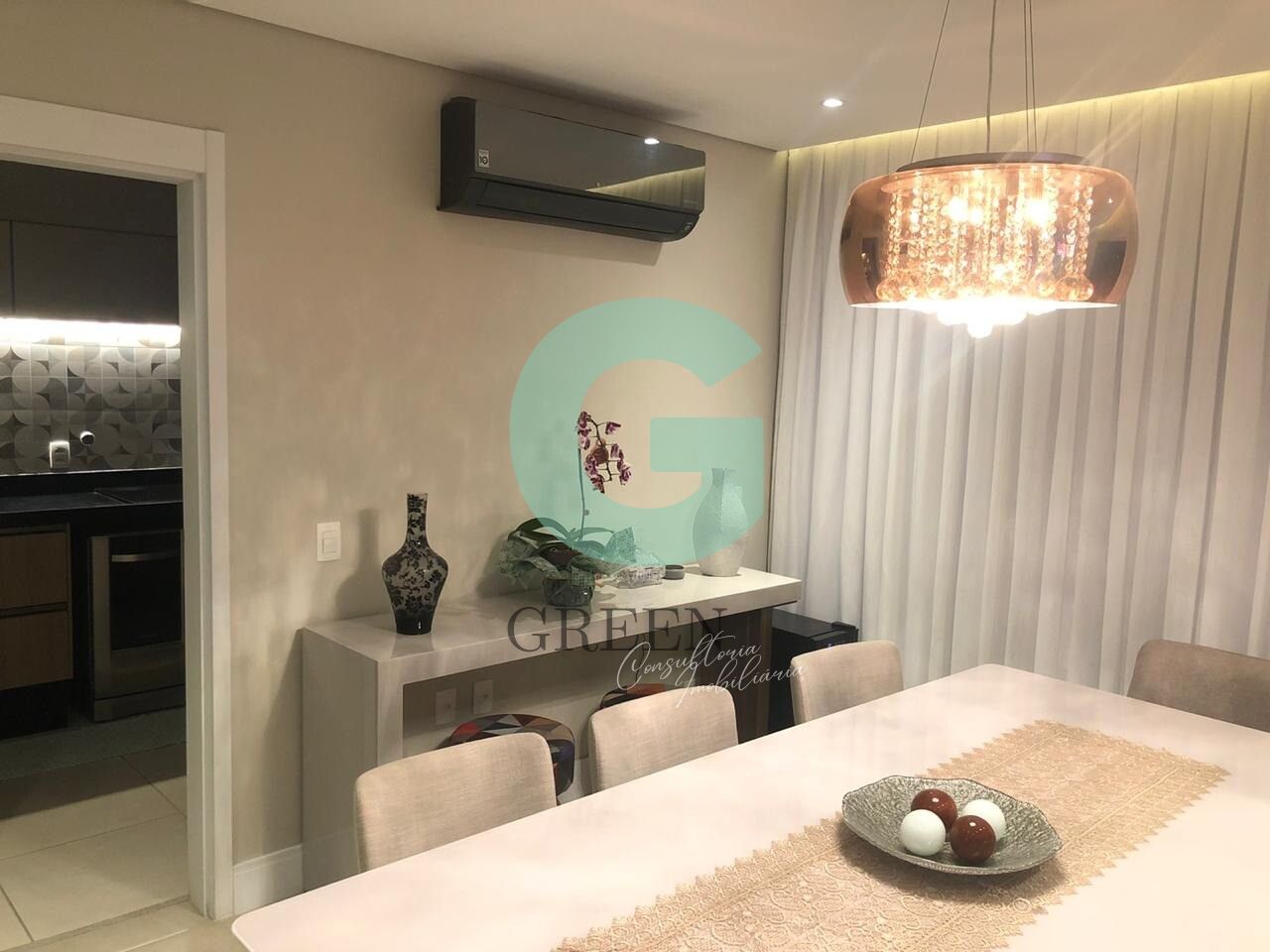 Apartamento à venda com 3 quartos, 189m² - Foto 1
