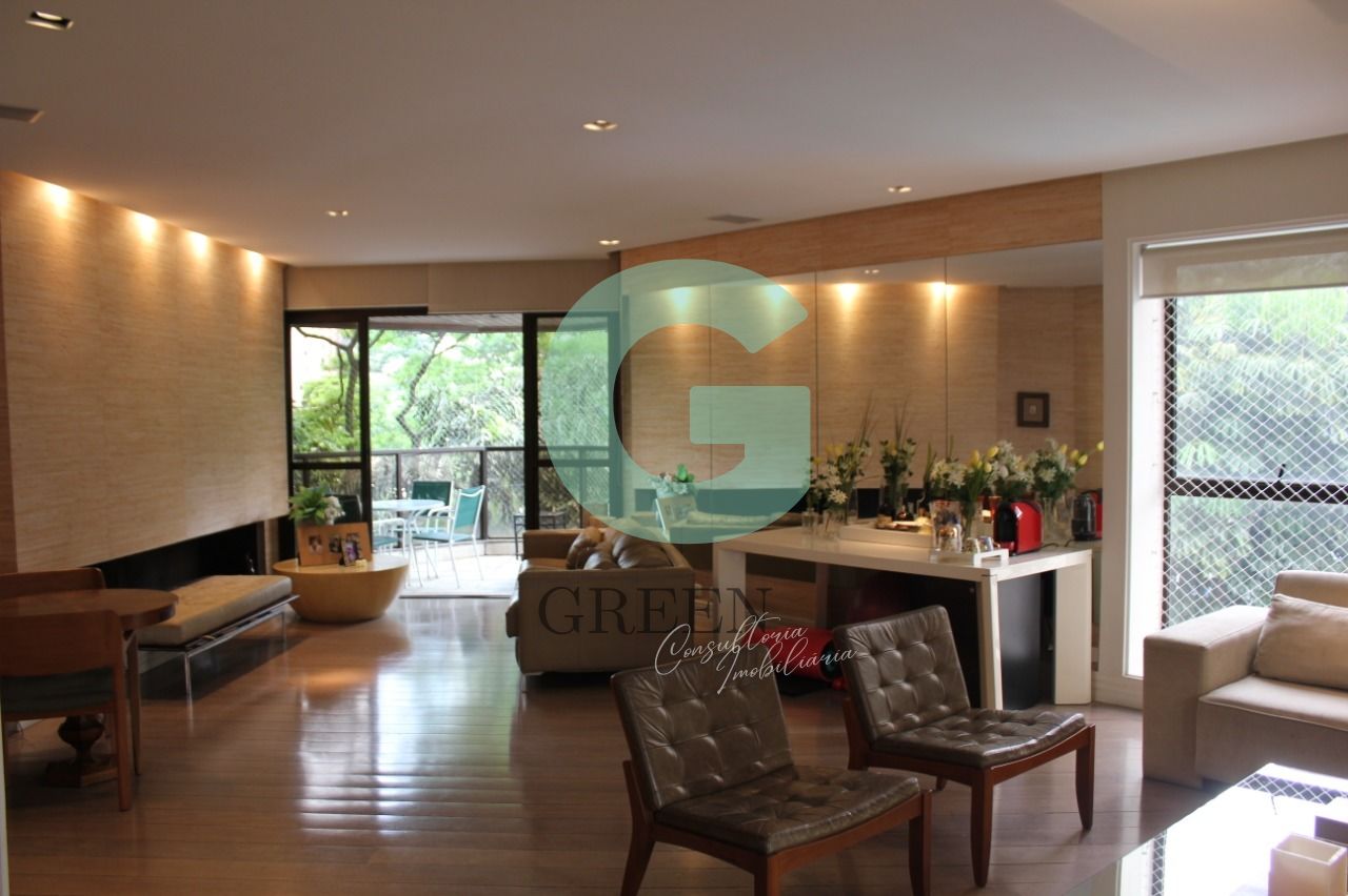Apartamento, 3 quartos, 240 m² - Foto 1