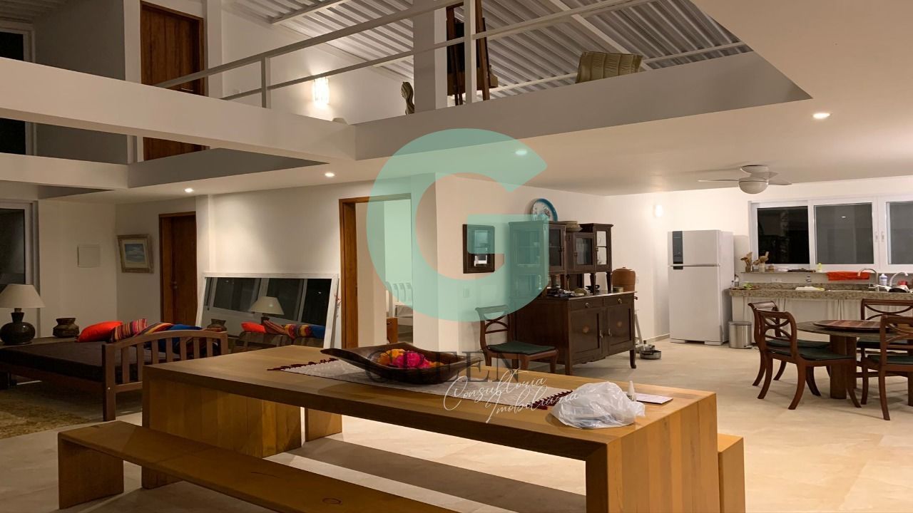 Casa de Condomínio à venda com 2 quartos, 250m² - Foto 1
