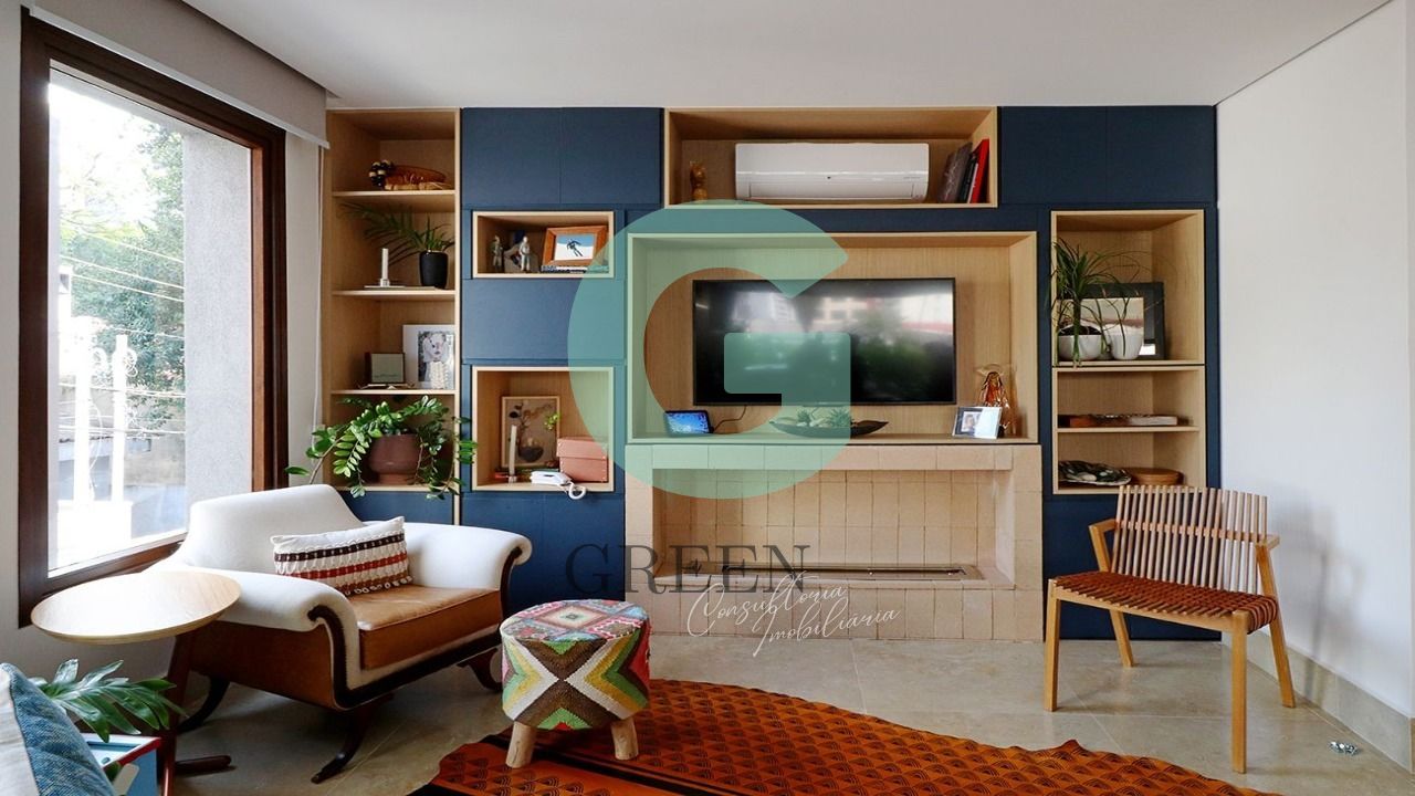 Casa de Vila à venda com 3 quartos, 270m² - Foto 2
