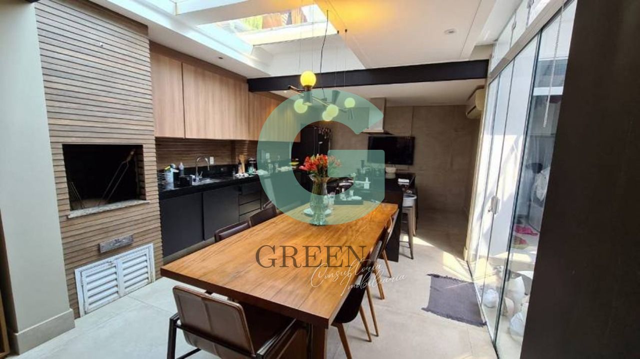 Casa de Vila à venda com 3 quartos, 200m² - Foto 16