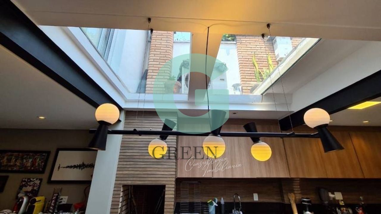 Casa de Vila à venda com 3 quartos, 200m² - Foto 20