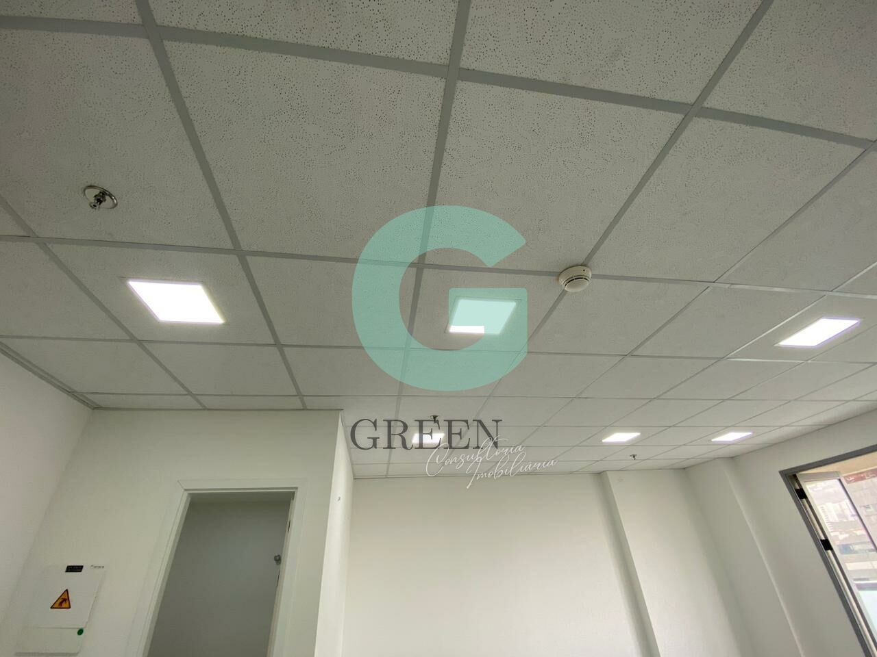 Casa Comercial à venda e aluguel, 40m² - Foto 12