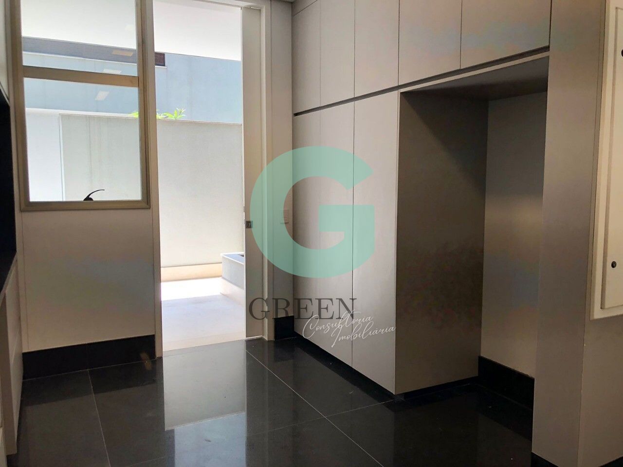 Casa de Condomínio à venda e aluguel com 4 quartos, 637m² - Foto 29