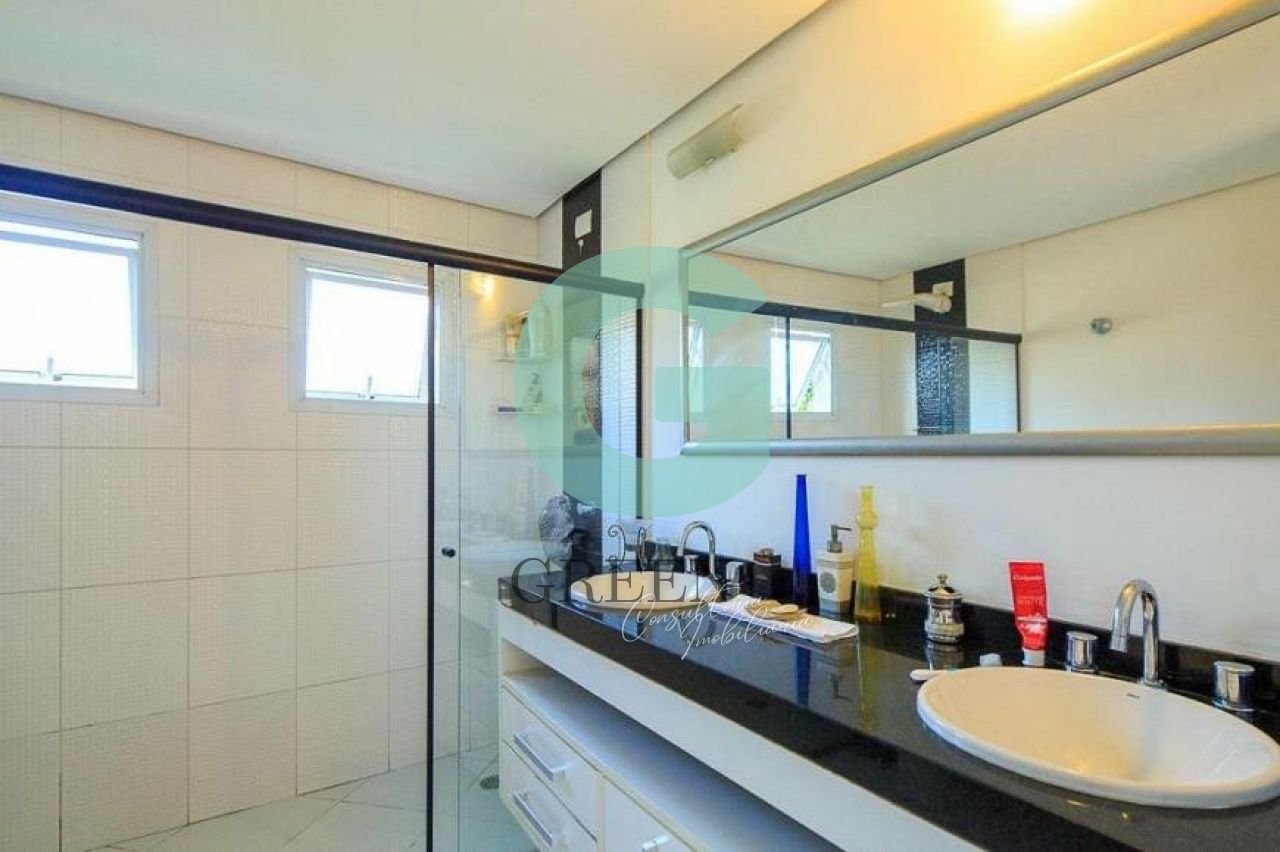 Casa, 4 quartos, 240 m² - Foto 17