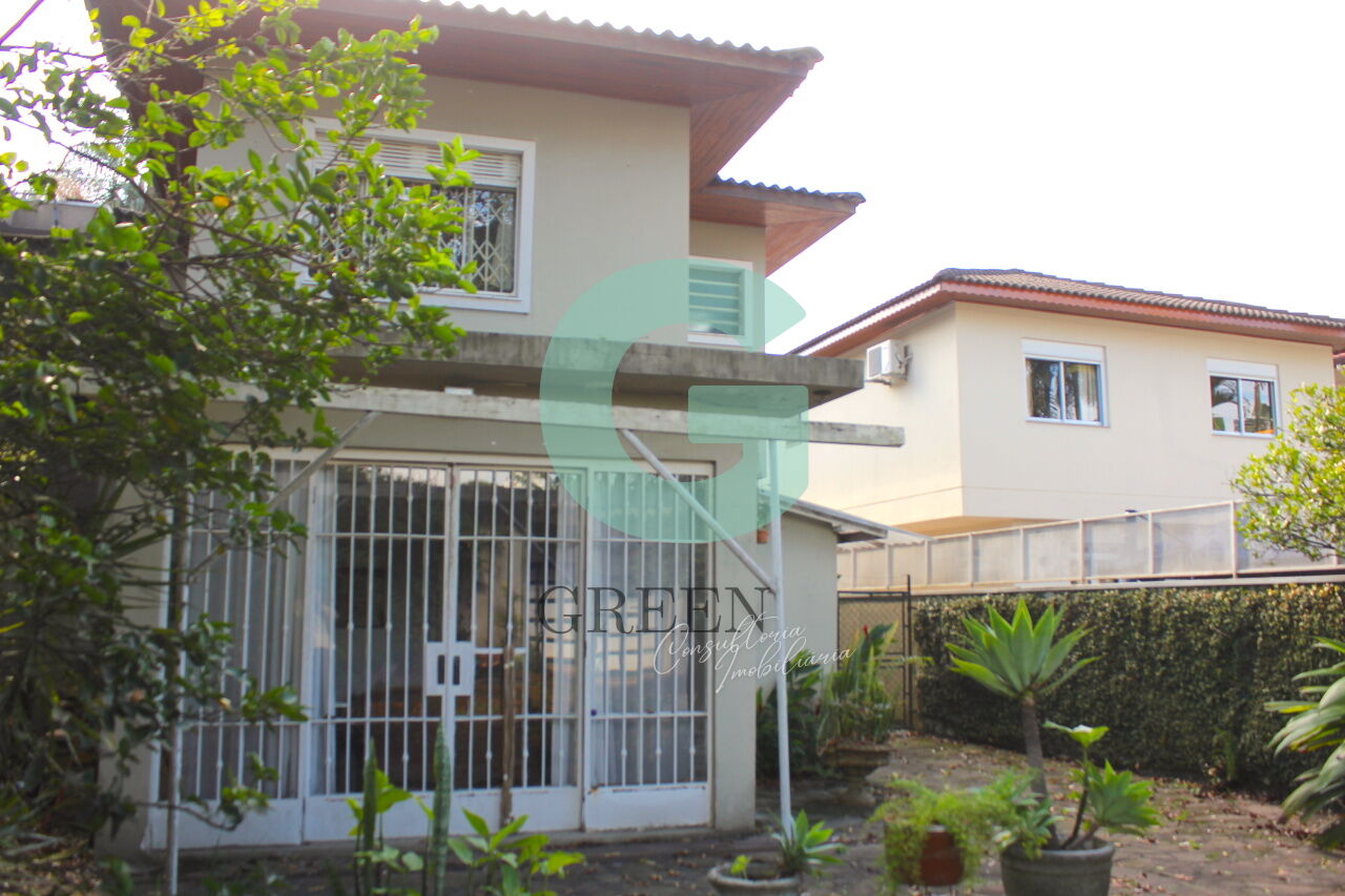Casa à venda com 3 quartos, 244m² - Foto 3