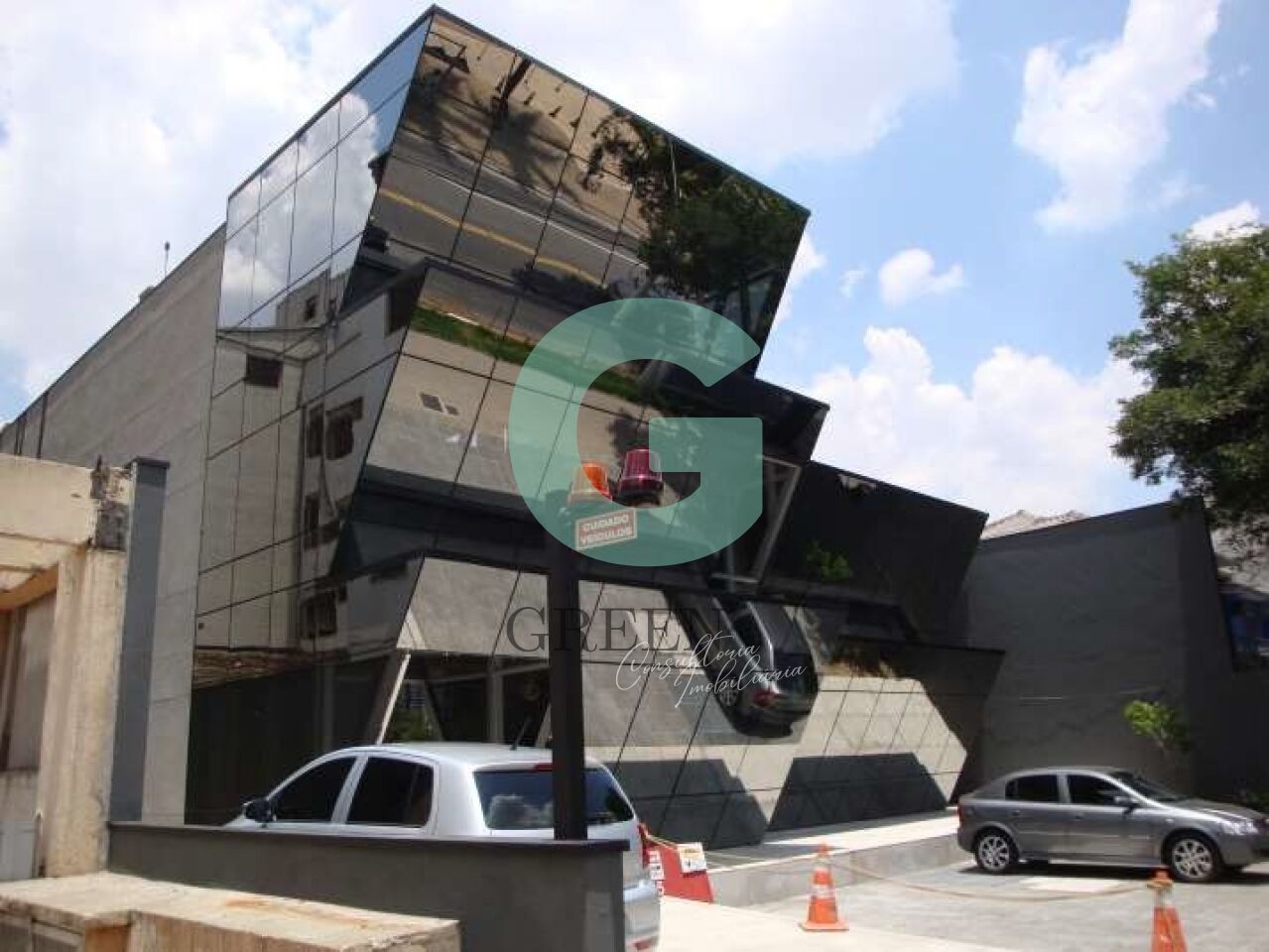 Prédio Inteiro, 1980 m² - Foto 1