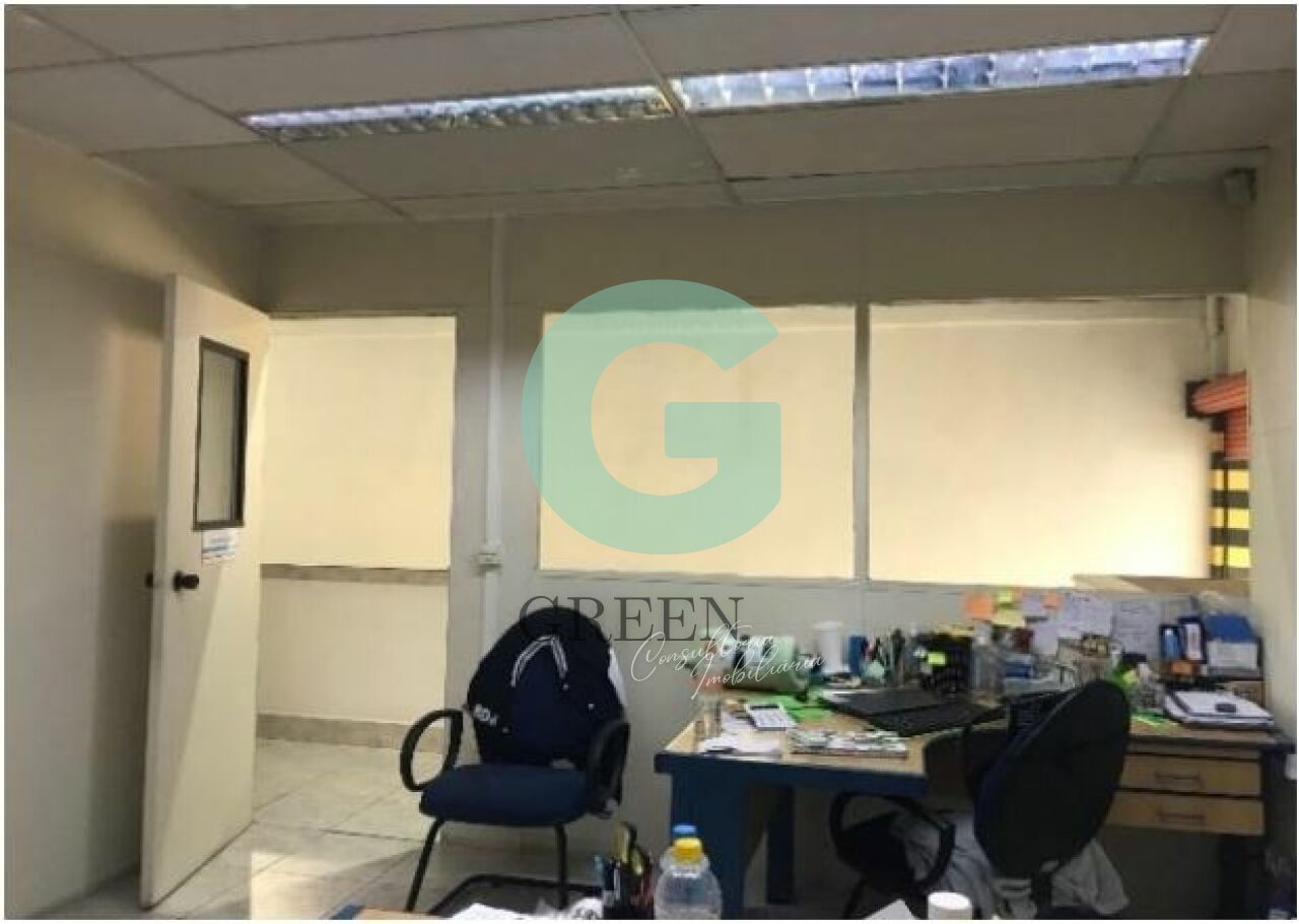 Depósito-Galpão-Armazém à venda, 553m² - Foto 18