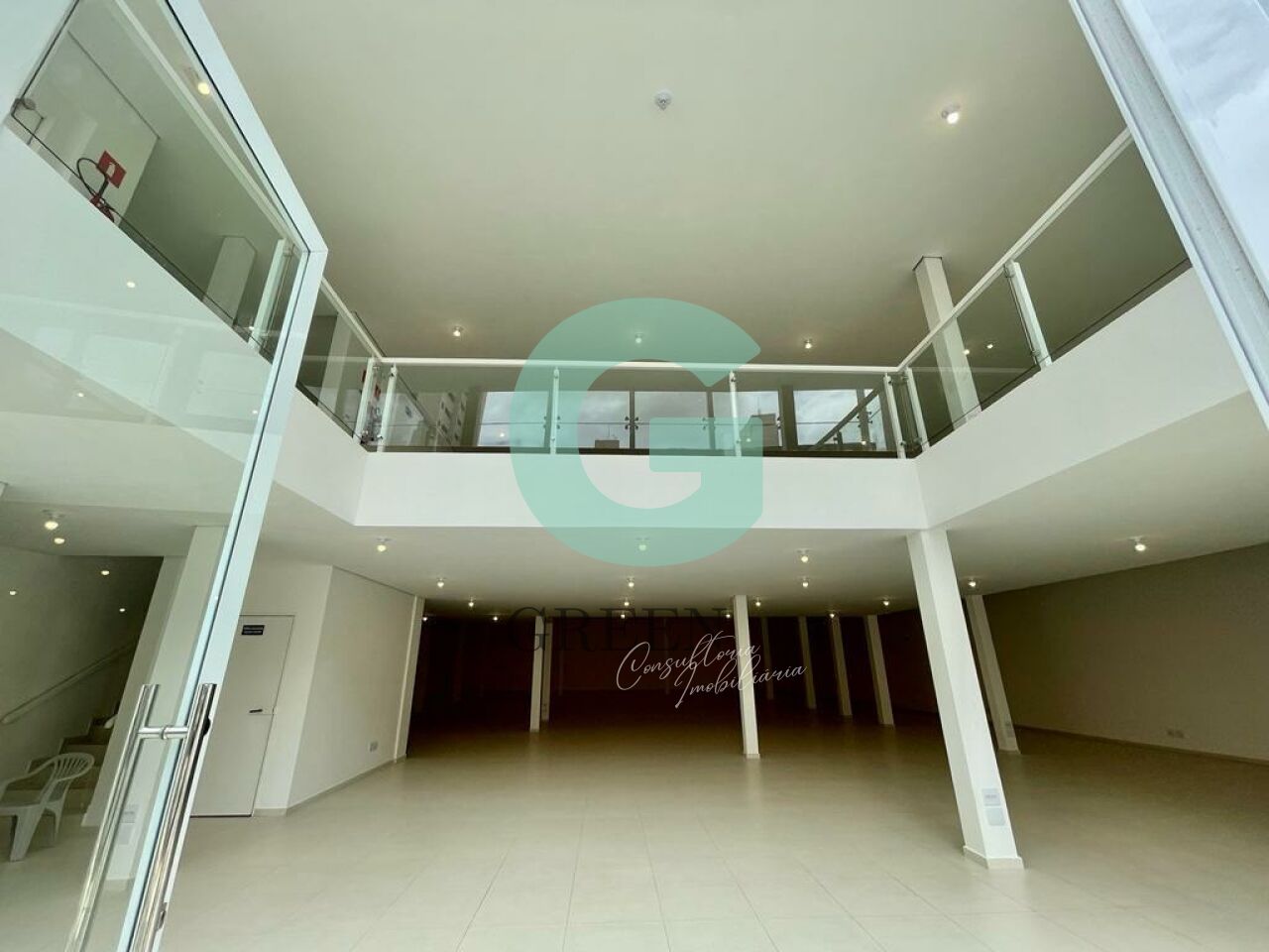 Prédio Inteiro, 2055 m² - Foto 2