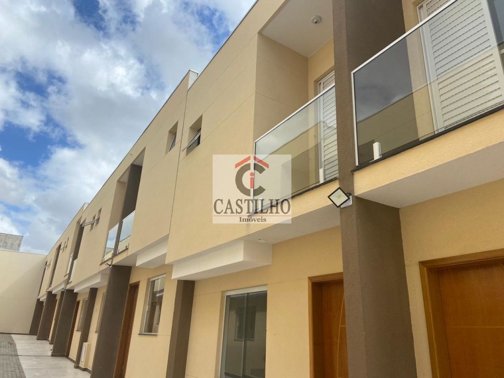 Sobrado Cond. Fechado para Venda - ITAQUERA