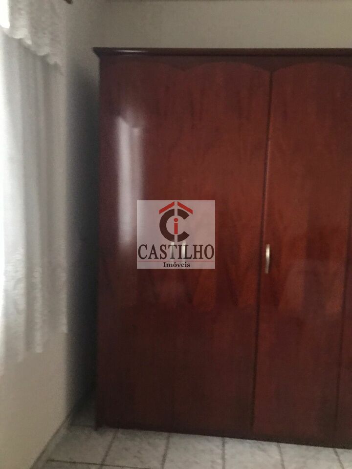 Casa Térrea para Venda - VILA BELA