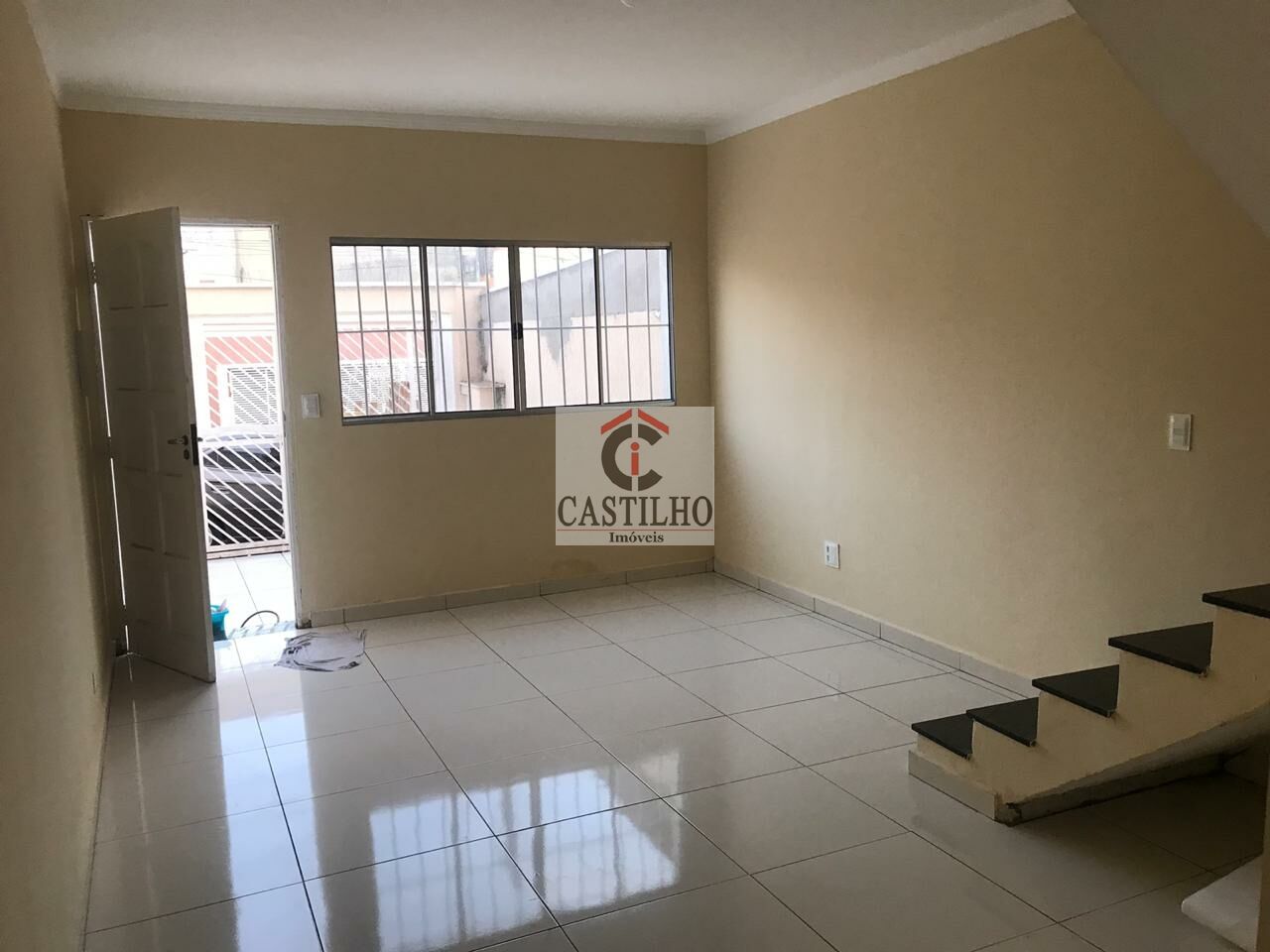 Sobrado para Venda - JARDIM PIQUEROBY