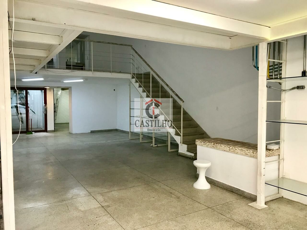 Casa Comercial para Locação - PERDIZES