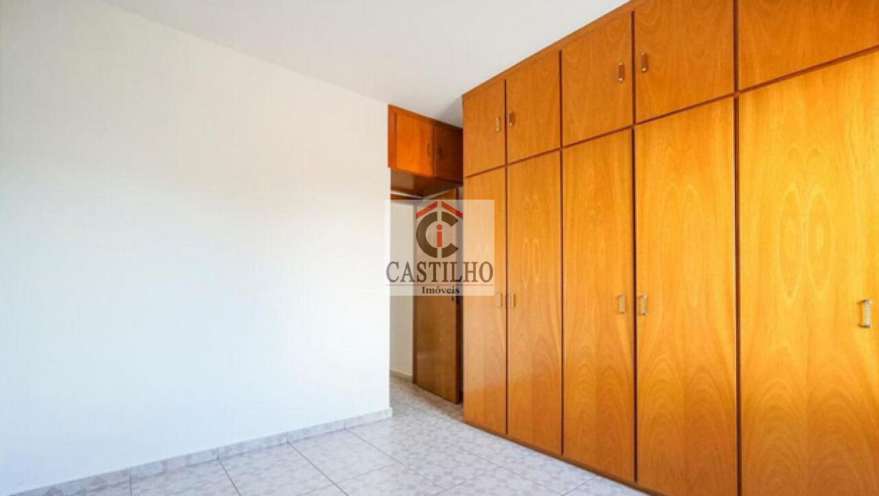 Sobrado para Venda - JARDIM PIQUEROBY