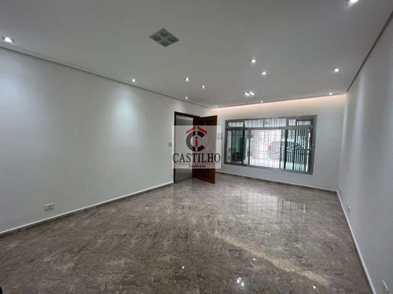 Casa Térrea para Venda - VILA EMA