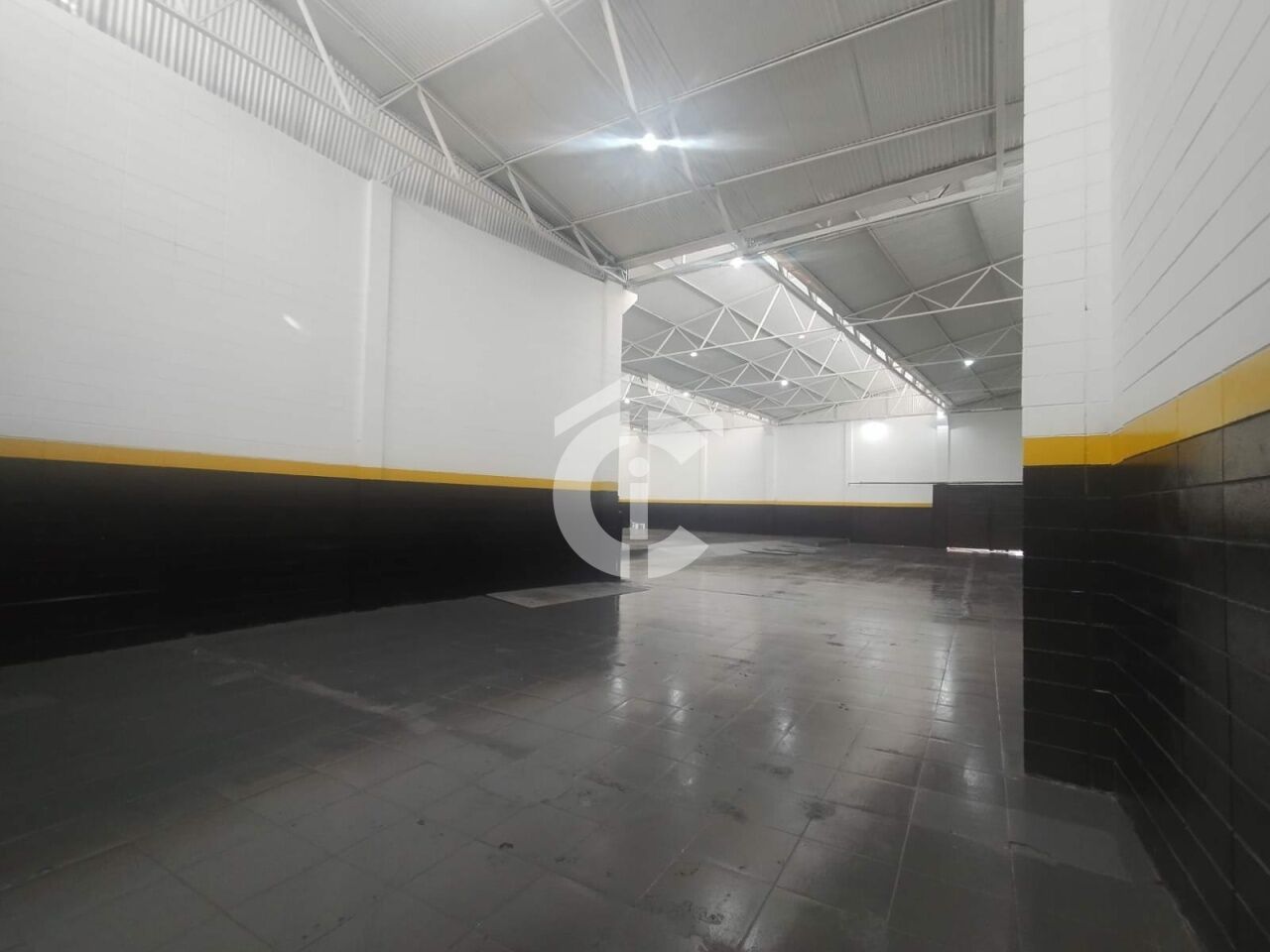 Galpão para Locação - VILA NOGUEIRA