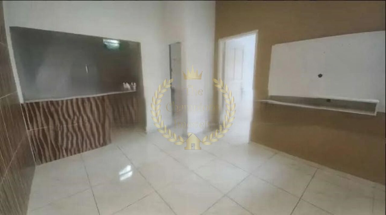 Casa de Condomínio em Vila Leonor