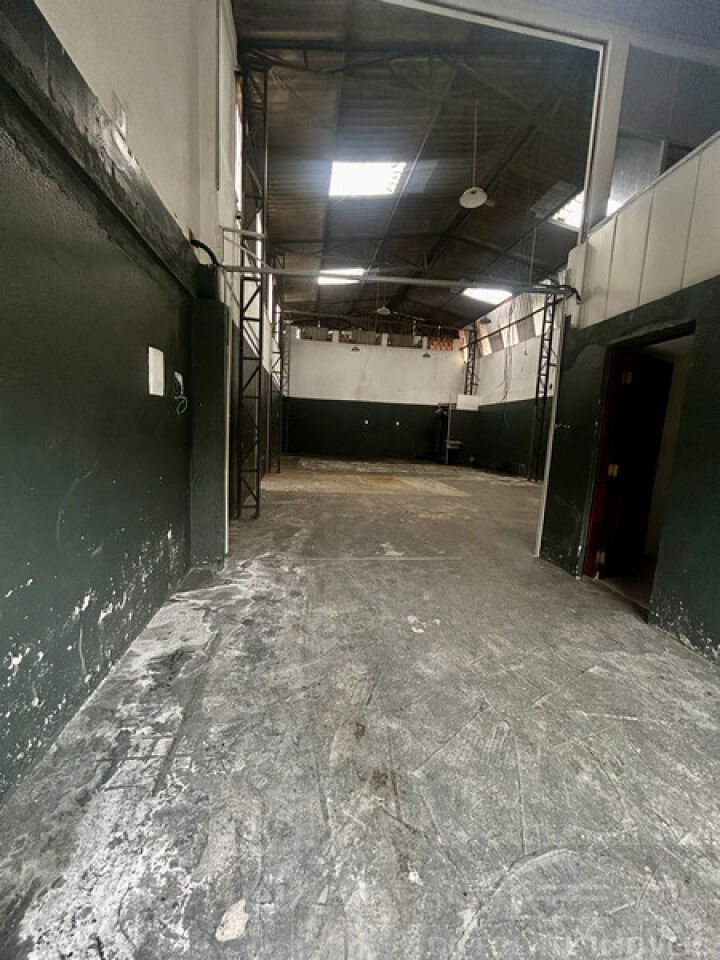 Galpão para Locação - Vila Nova Mazzei