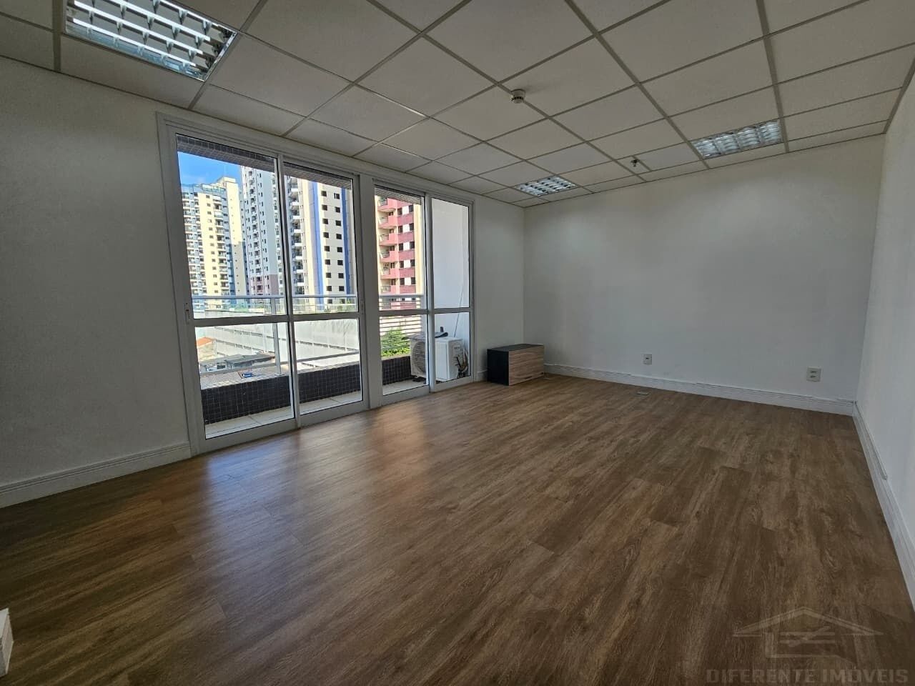 Sala para Locação - Vila Regente Feijó