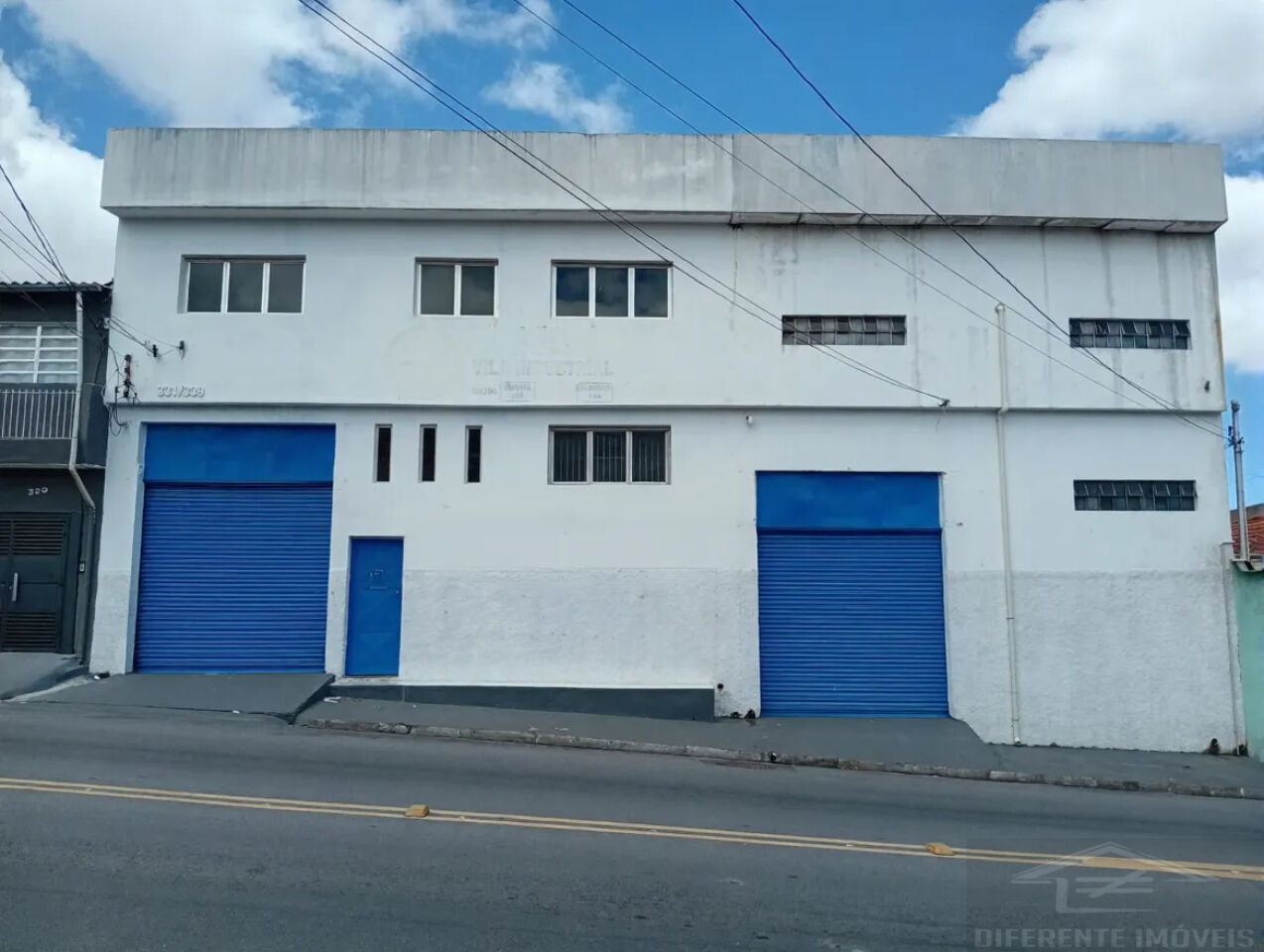 Galpão para Locação - Vila Industrial