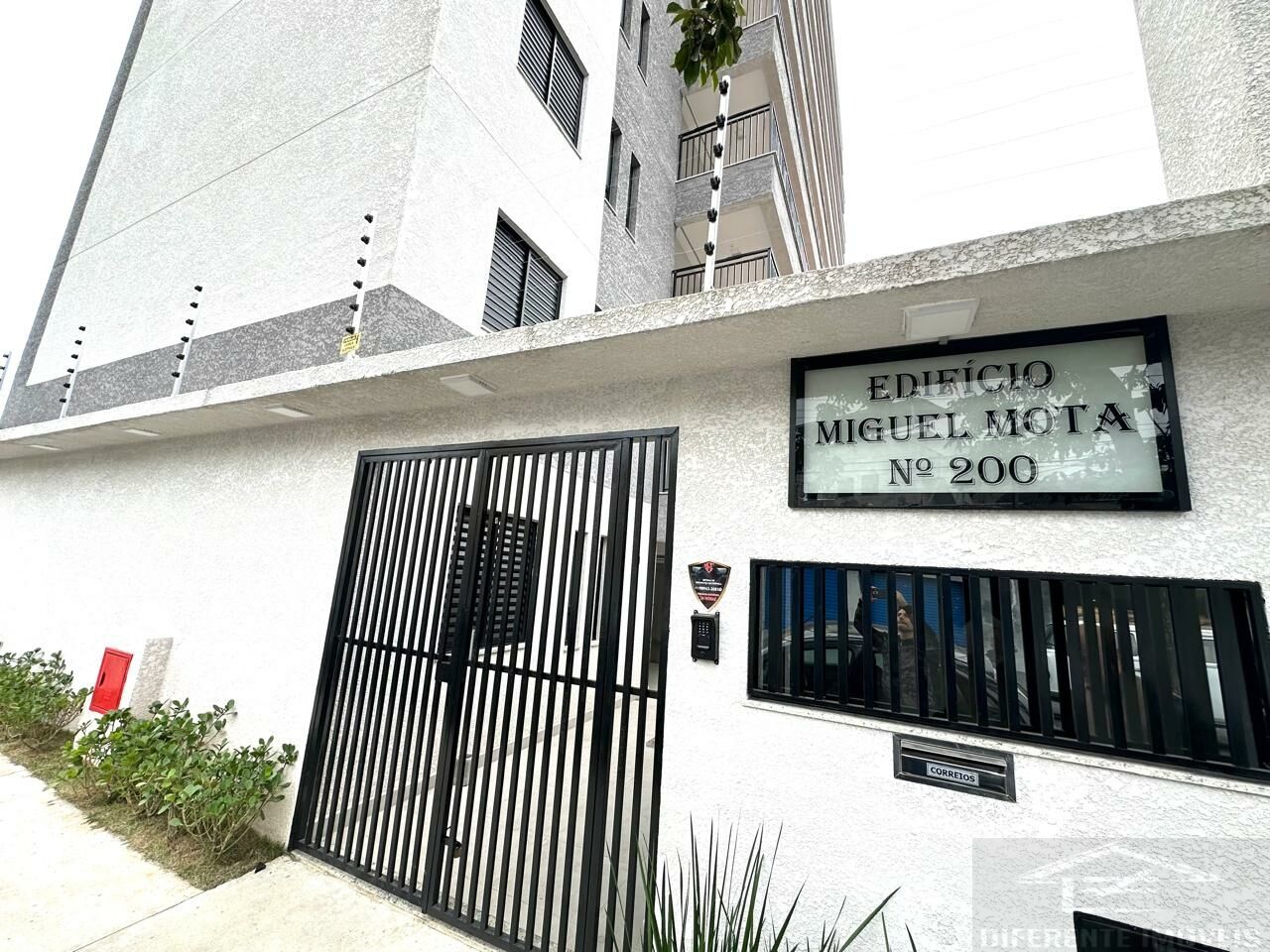 Apartamento para Locação - Vila Canero