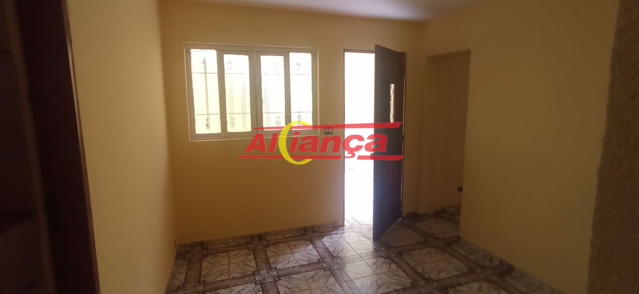 Foto 1 de Casa, para Locação, em Jardim Flor da Montanha, Guarulhos - Ref AI17246