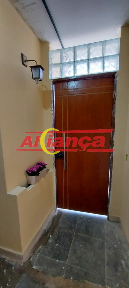 Foto 1 de Casa, para Locação, em Cocaia, Guarulhos - Ref AI25343