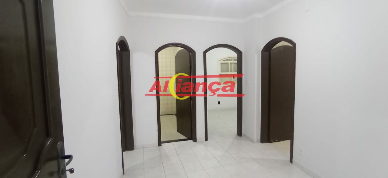Foto 1 de Casa, para Locação, em Picanço, Guarulhos - Ref AI31925