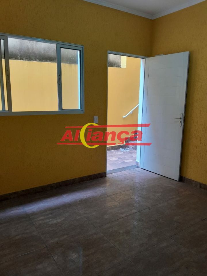 Foto 1 de Casa, para Locação, em Jardim Rosa de Franca, Guarulhos - Ref AI50762