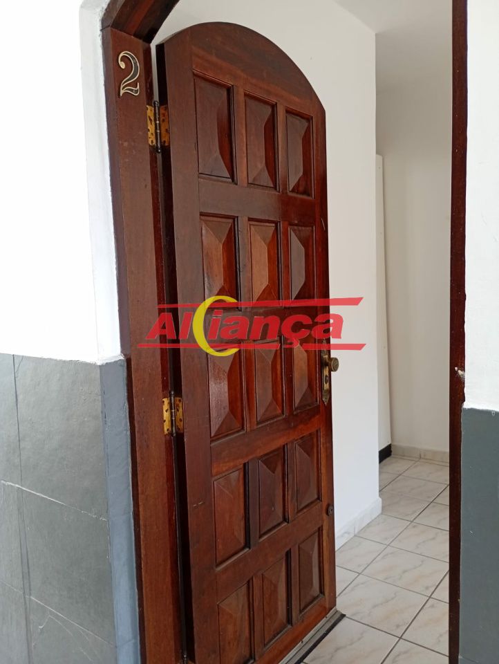 Foto 1 de Casa, para Locação, em Jardim Rosa de Franca, Guarulhos - Ref AI58080